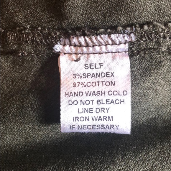 Farrow corduroy skirt in dark olive - Picture 6 of 8